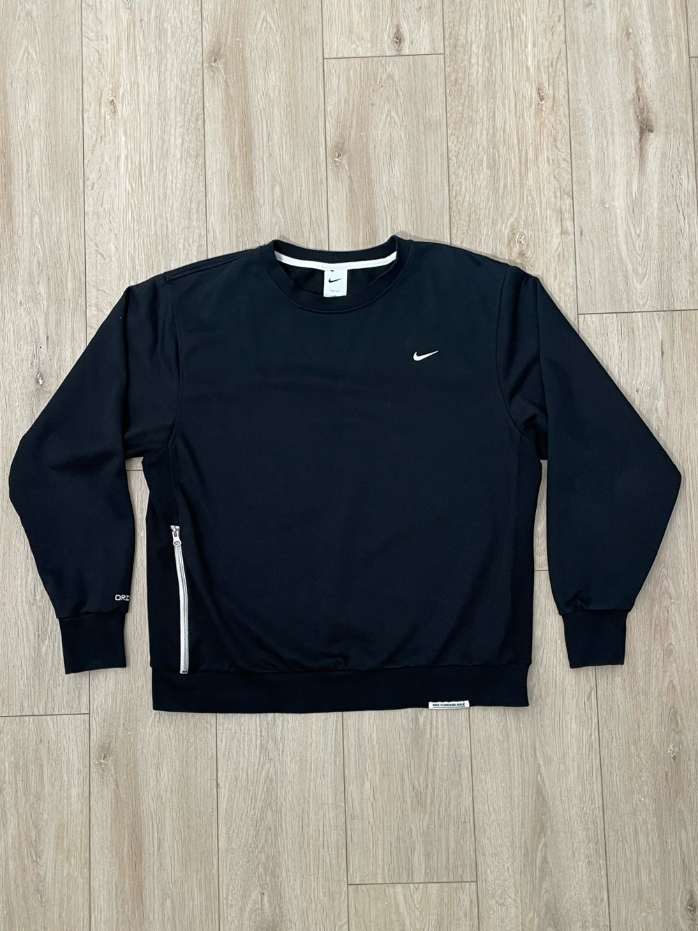 Nike Basketball Standard Issue Pullover Sweatshirt